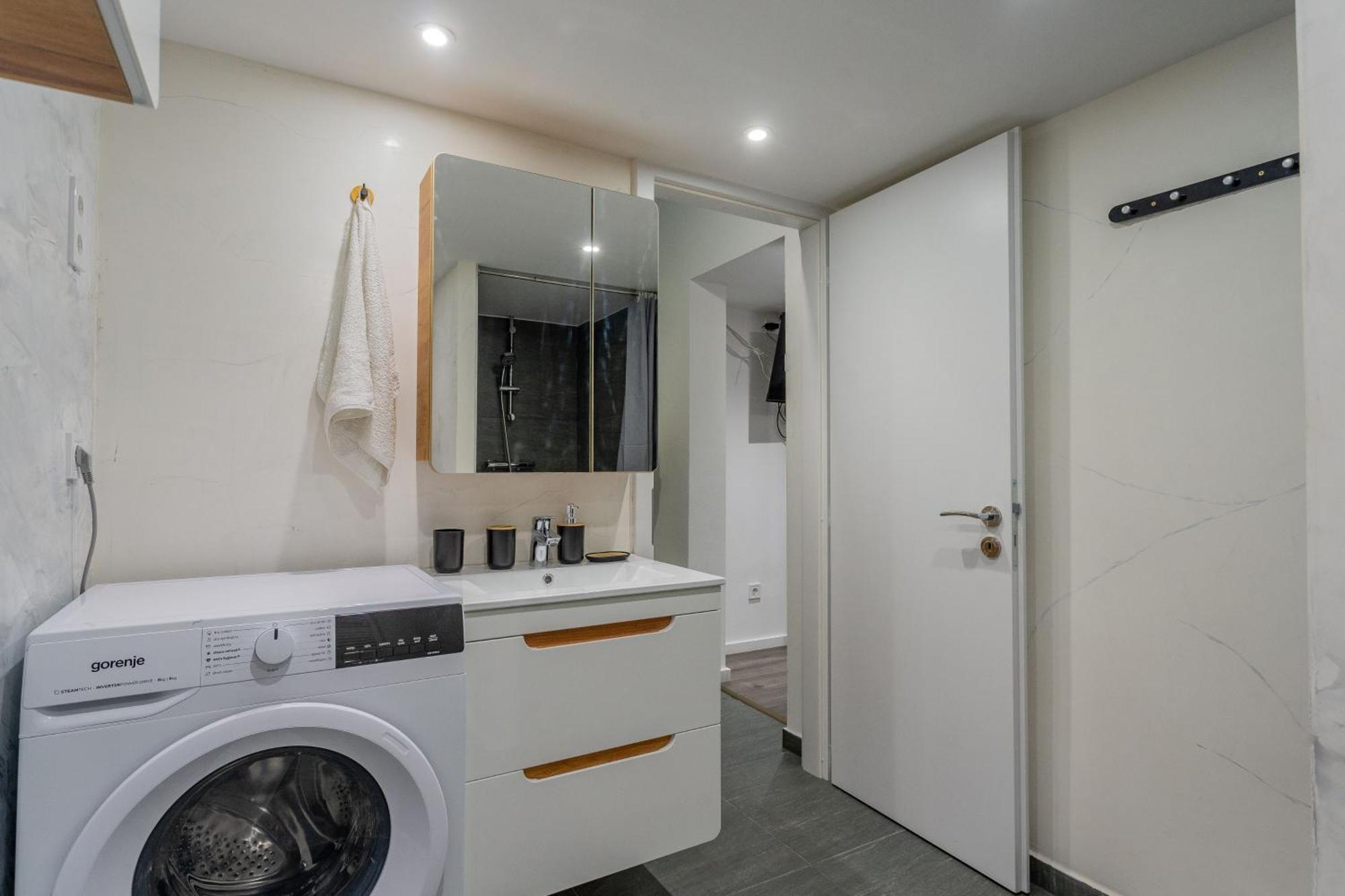 Full Equipment Designed Apartment In The Heart Of Budapest For 4 People Exterior foto